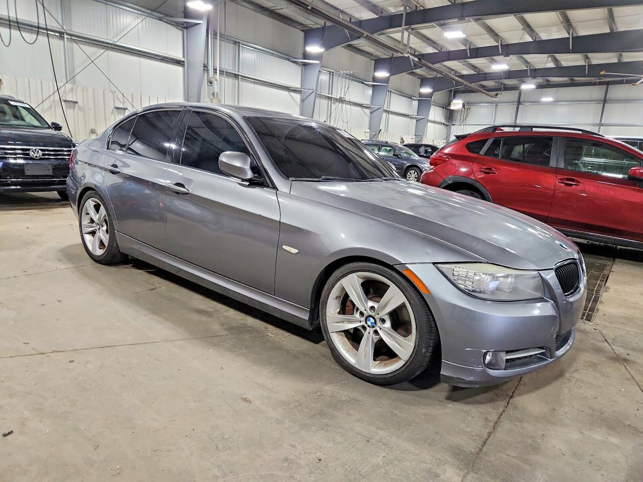 2011 BMW 335 I - Фото 4