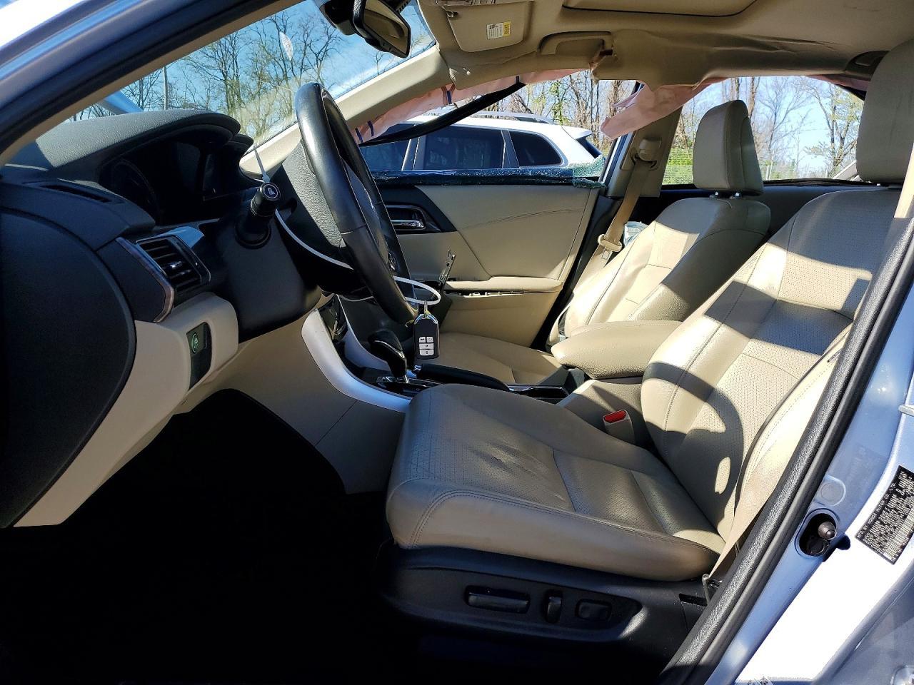 2017 Honda Accord Hybrid Exl - Image 7