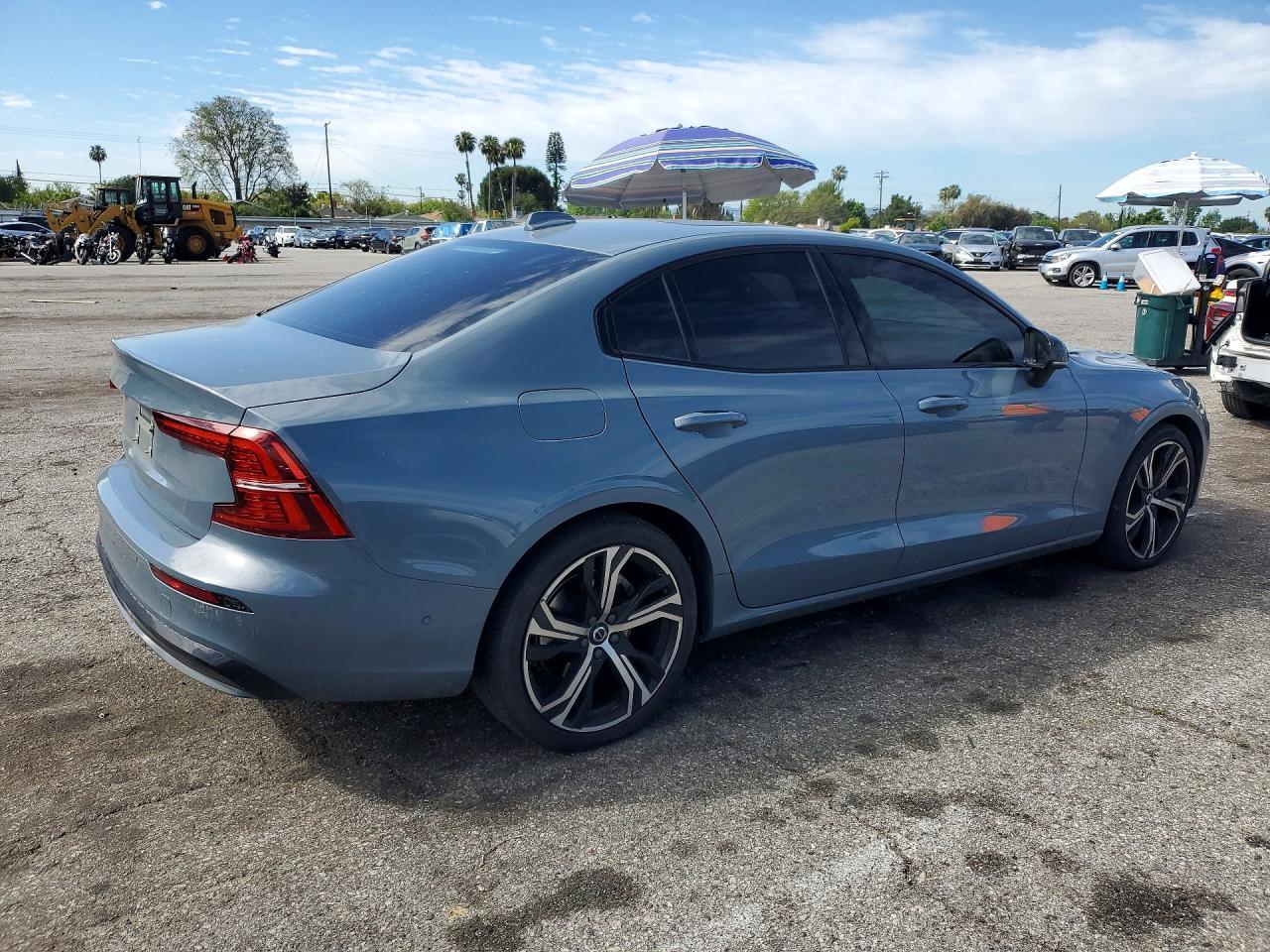 2024 Volvo S60 Core - Image 3