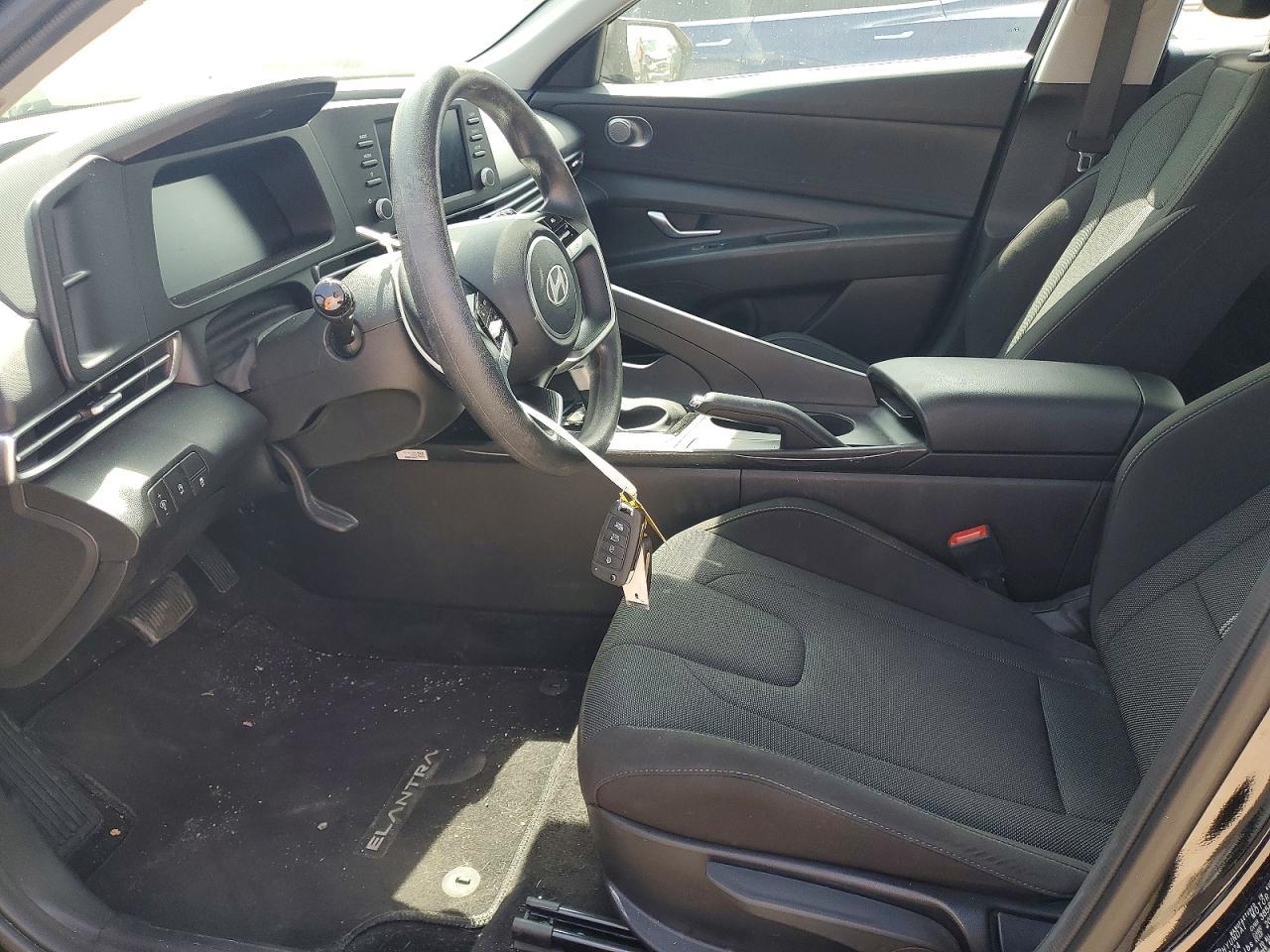 2024 Hyundai Elantra Se - Фото 7