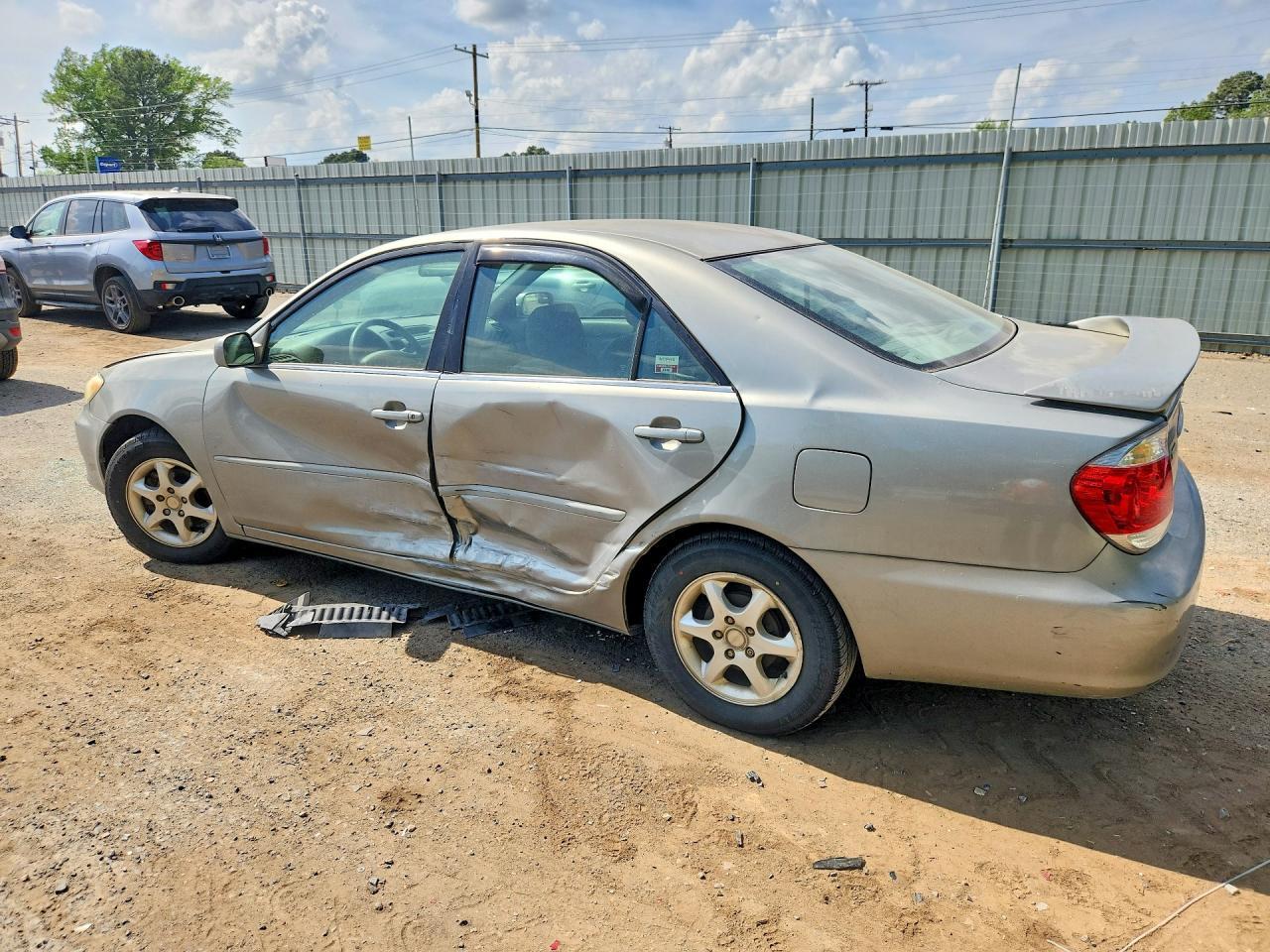 2006 Toyota Camry Le - Фото 2