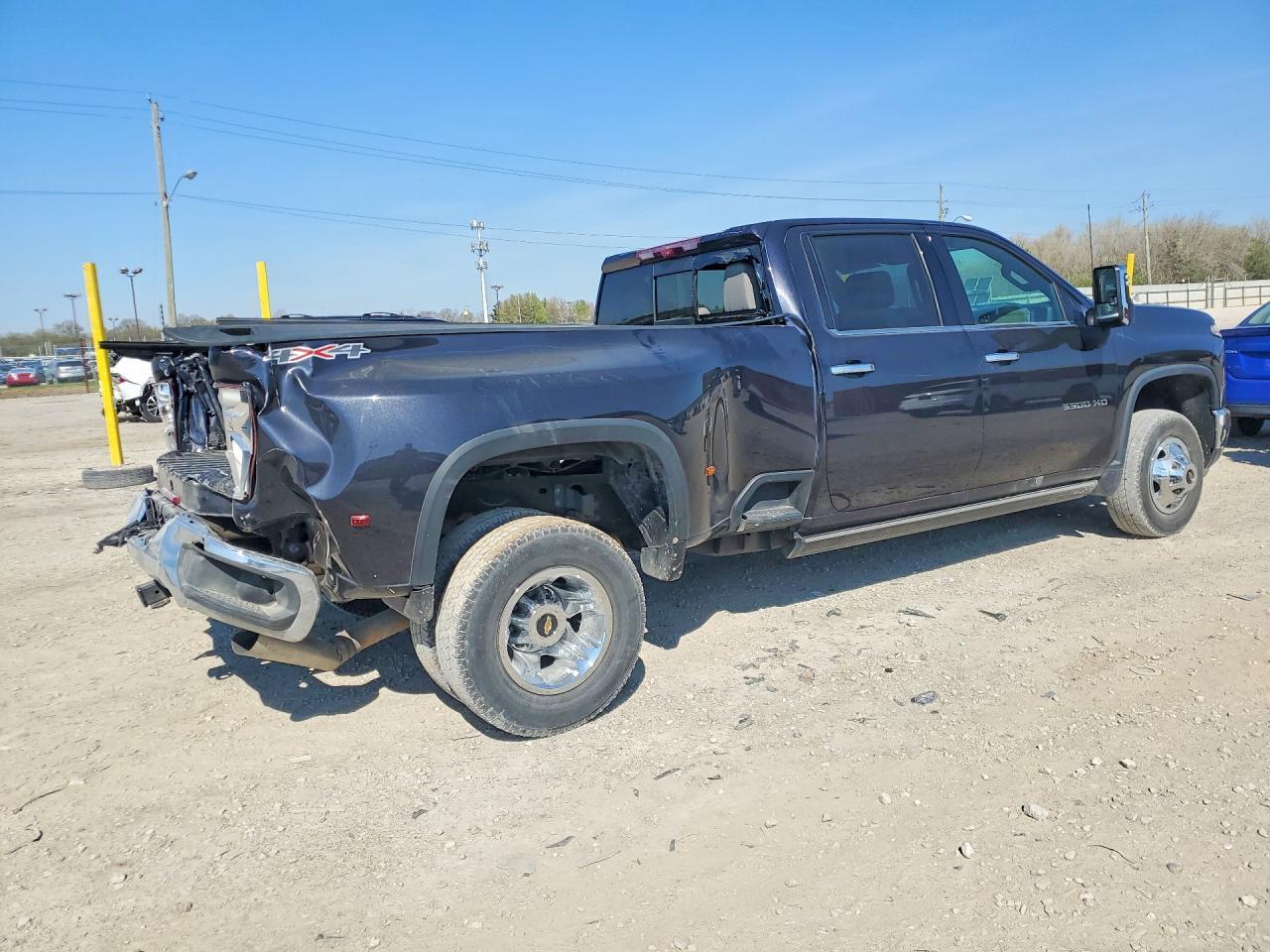 2024 Chevrolet Silverado K3500 Ltz - Image 3