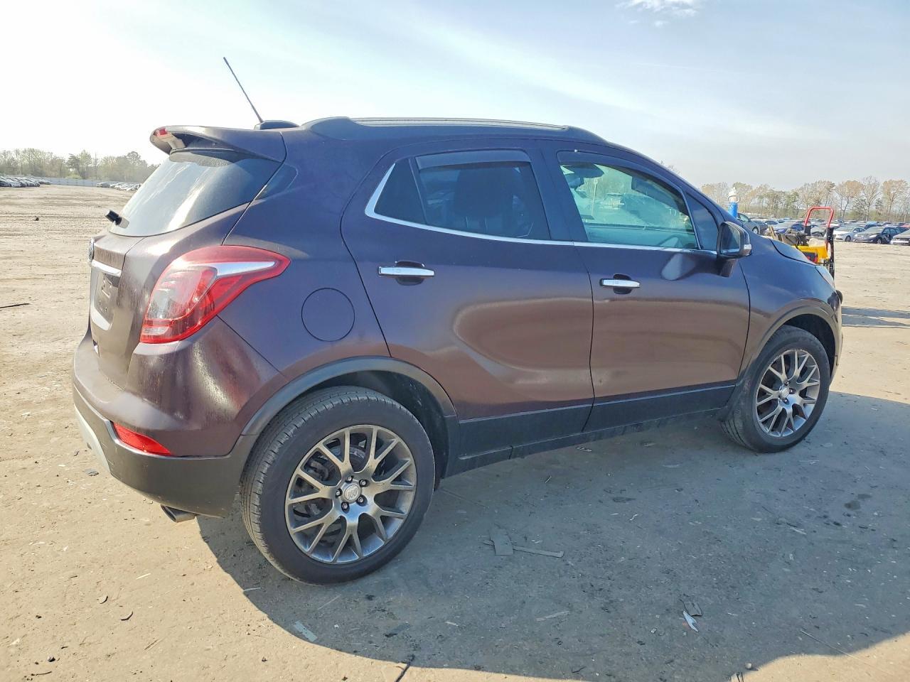 2018 Buick Encore Sport Touring - Фото 3