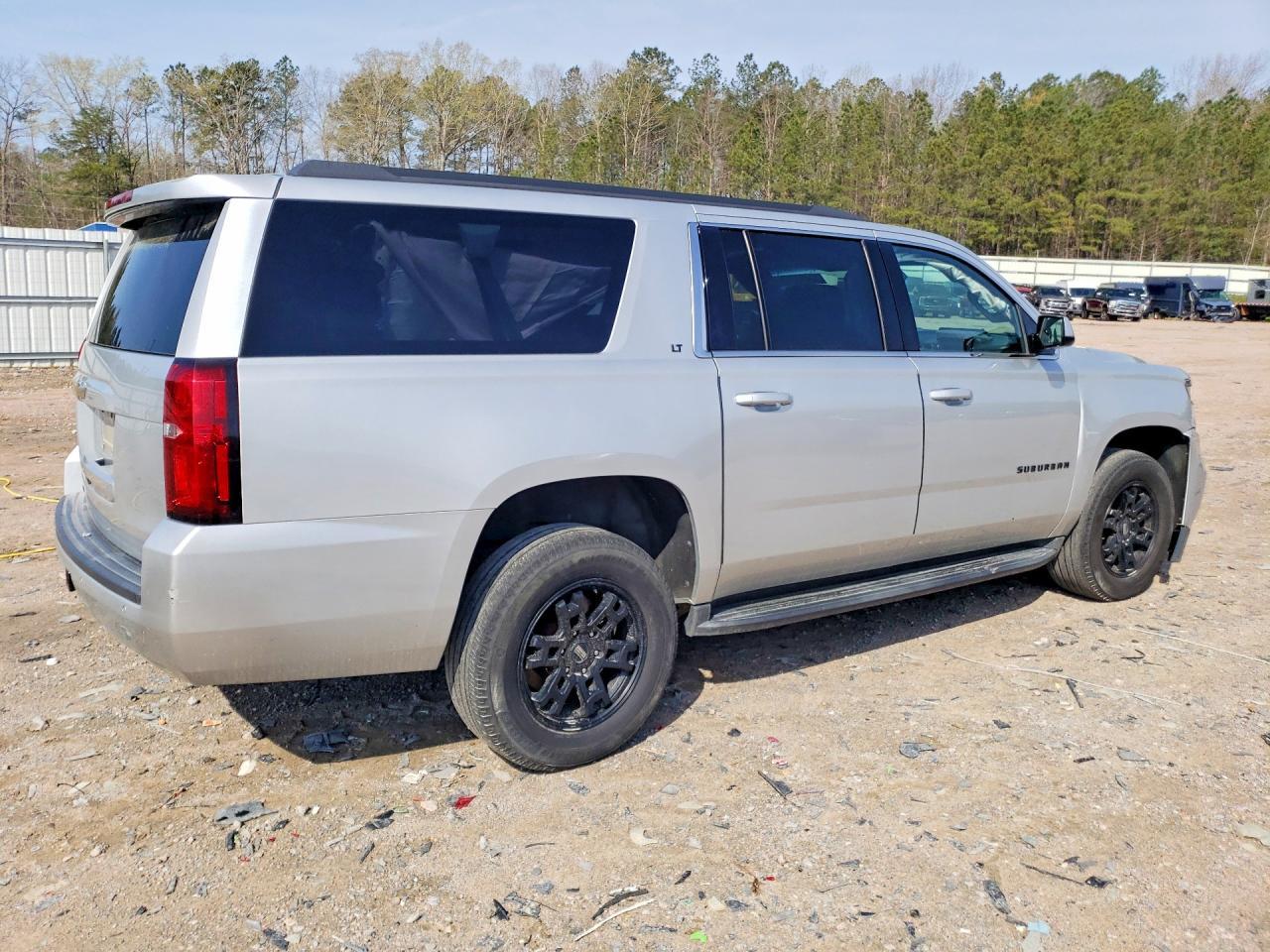 2019 Chevrolet Suburban K1500 Lt - Фото 3