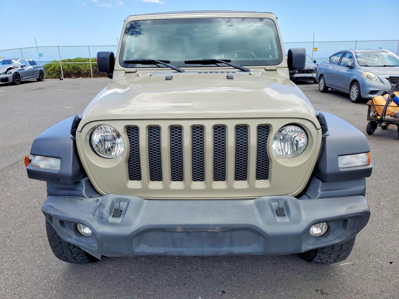 2022 Jeep Wrangler Unlimited Sport - Фото 5