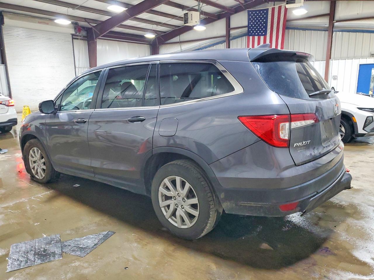 2019 Honda Pilot Lx - Image 2
