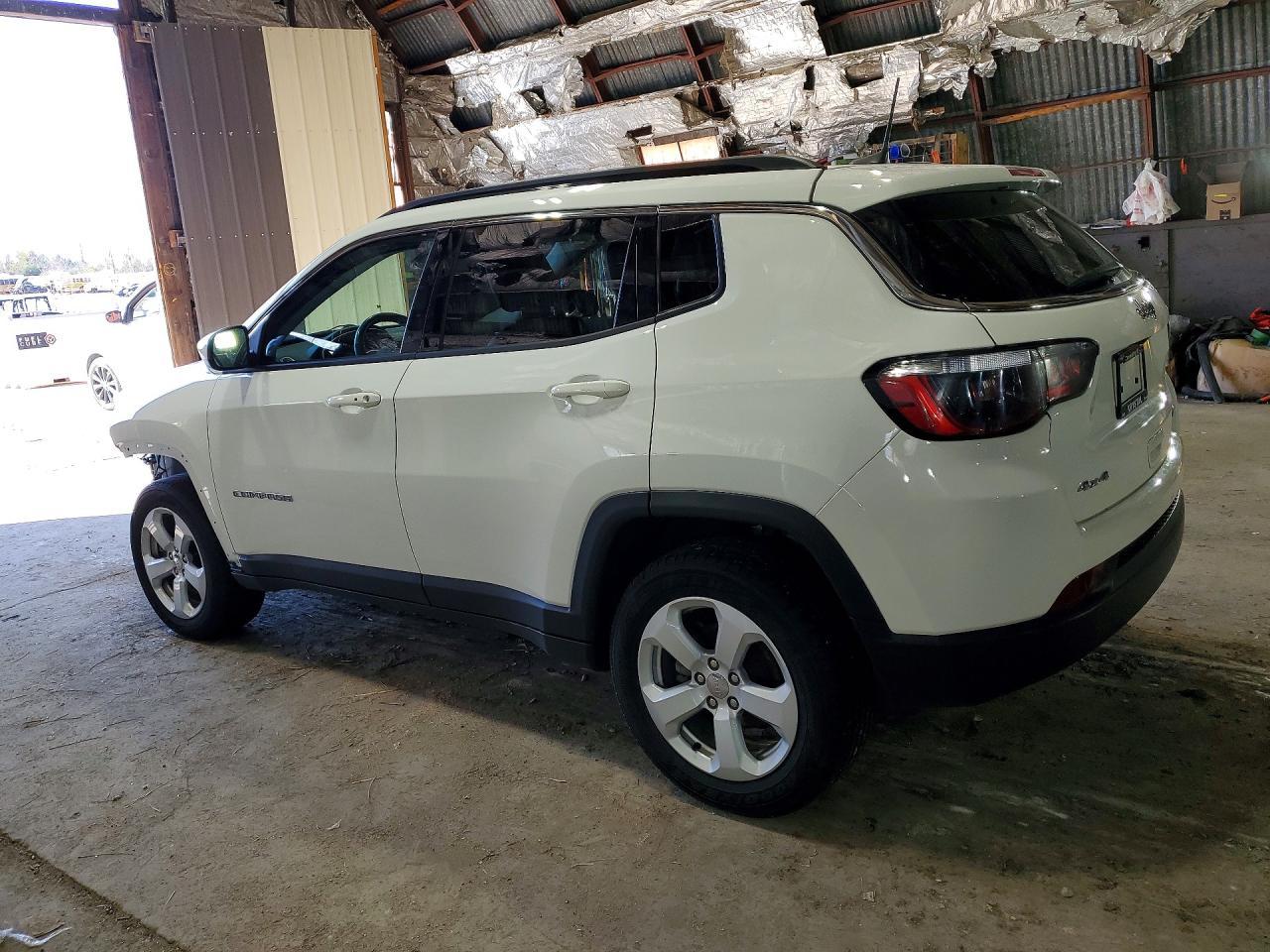 2021 Jeep Compass Latitude - Image 2