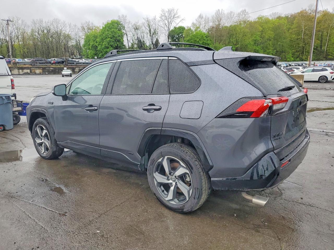 2024 Toyota Rav4 Prime Se - Image 2
