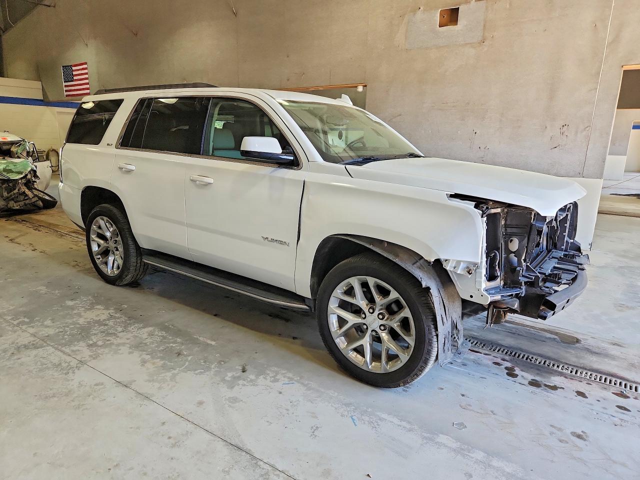 2020 GMC Yukon Slt - Фото 4