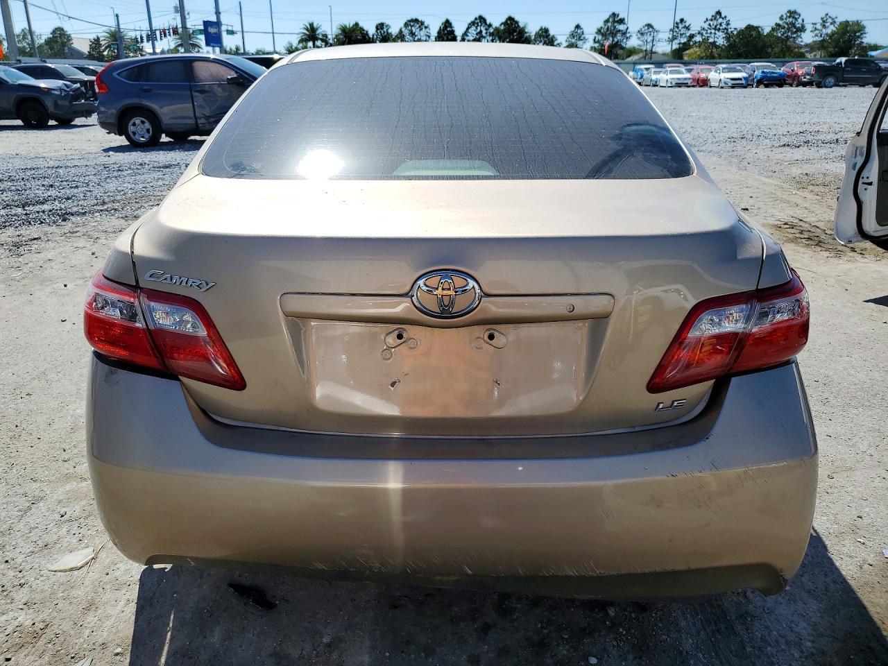 2007 Toyota Camry Le - Image 6