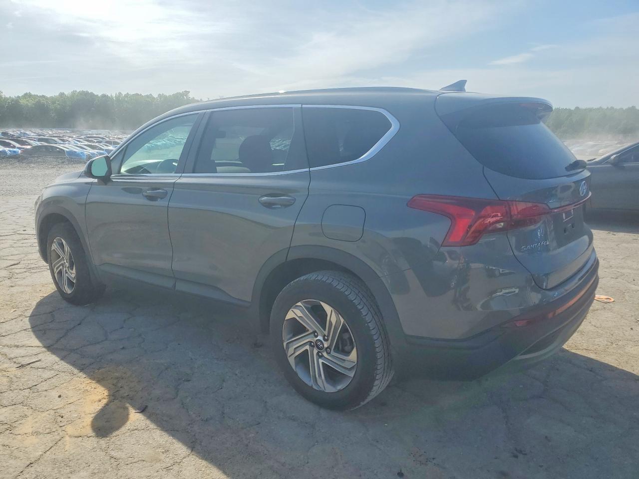 2022 Hyundai Santa Fe Se - Image 2