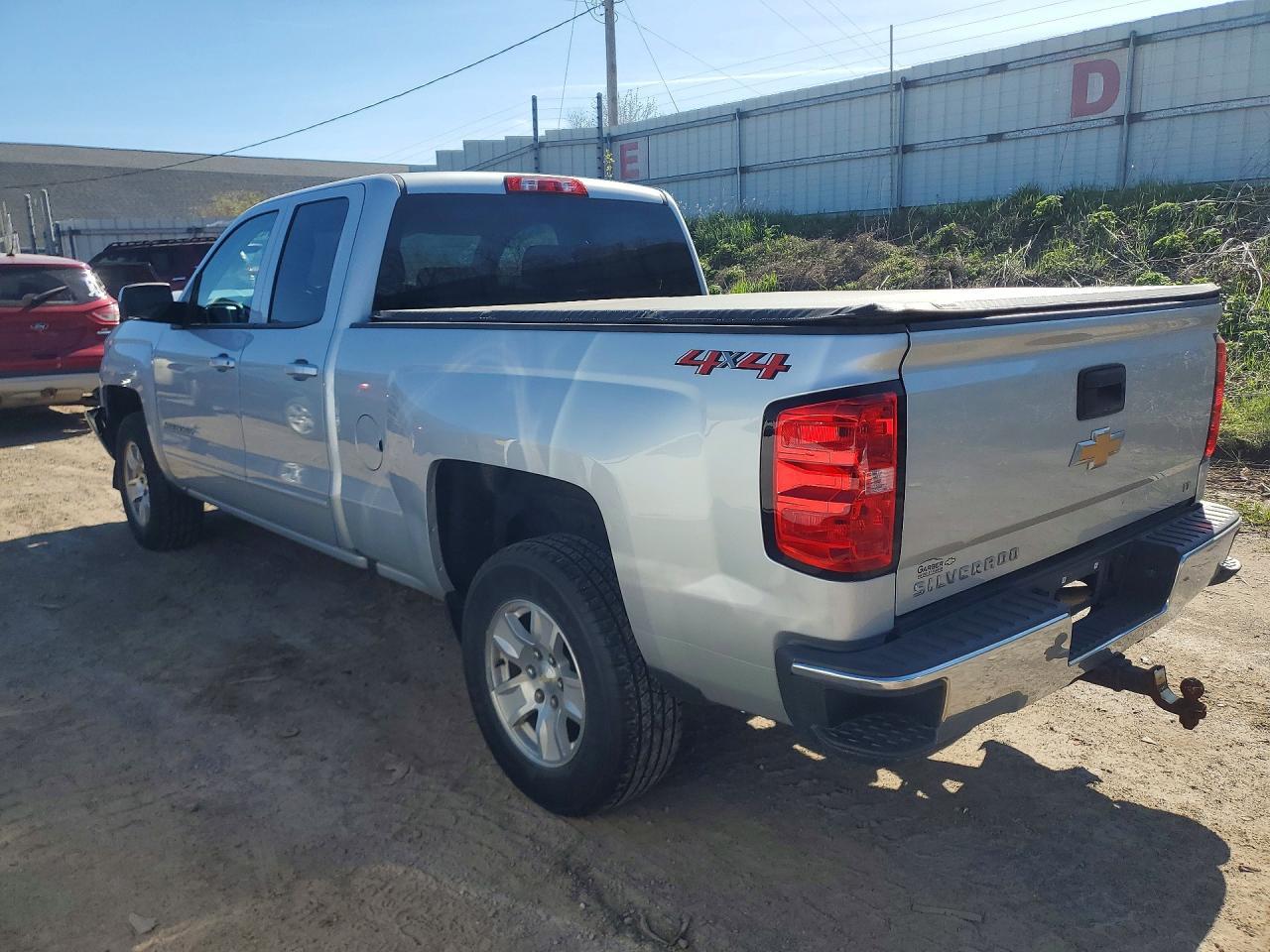 2018 Chevrolet Silverado K1500 Lt - Фото 2