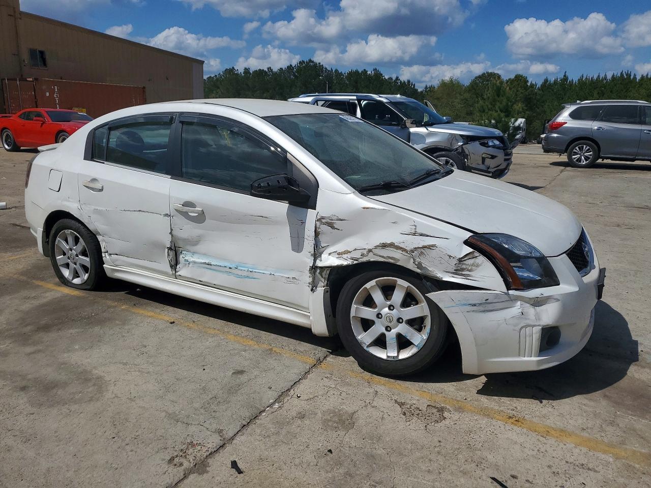 2011 Nissan Sentra 2.0 - Фото 4