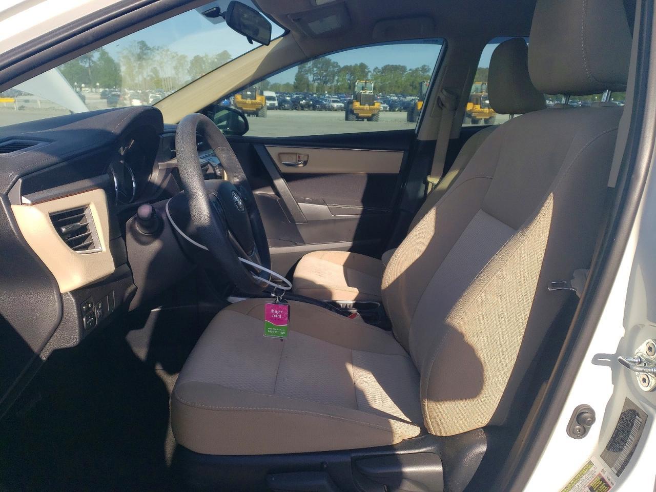 2015 Toyota Corolla Le - Фото 7