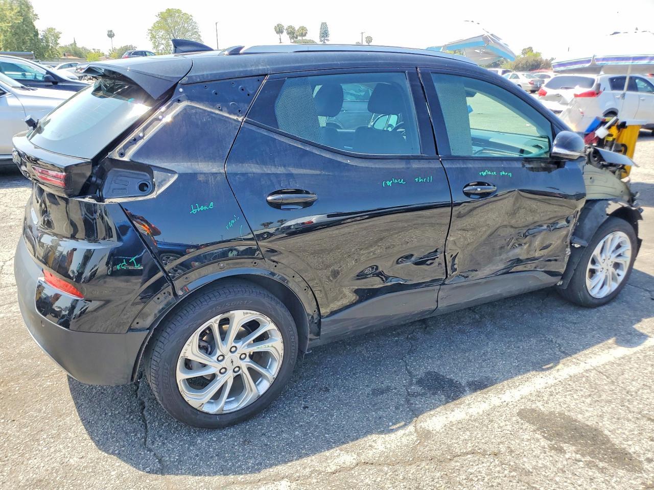 2023 Chevrolet Bolt Euv Lt - Фото 3
