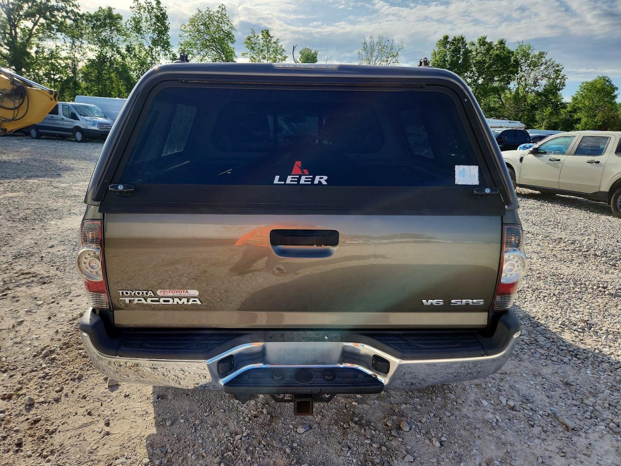 2014 Toyota Tacoma Double Cab - Image 6