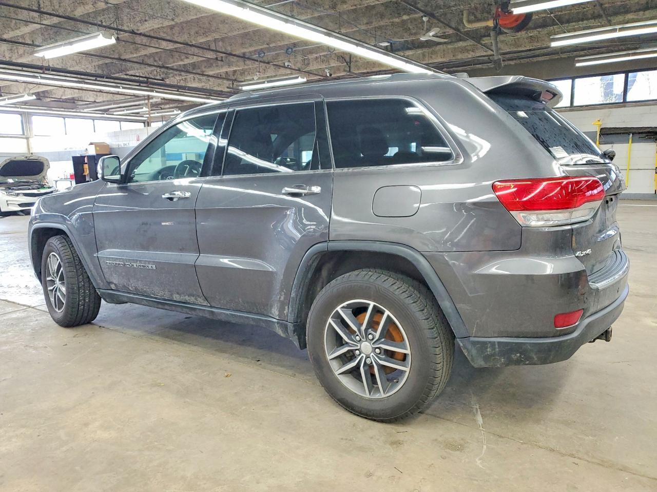 2017 Jeep Grand Cherokee Limited - Image 2