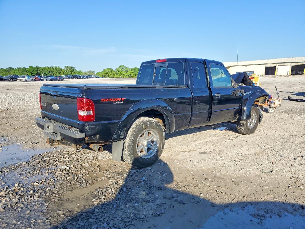 2011 Ford Ranger Super Cab - Image 3