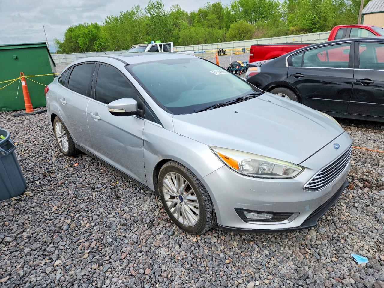 2017 Ford Focus Titanium - Image 4