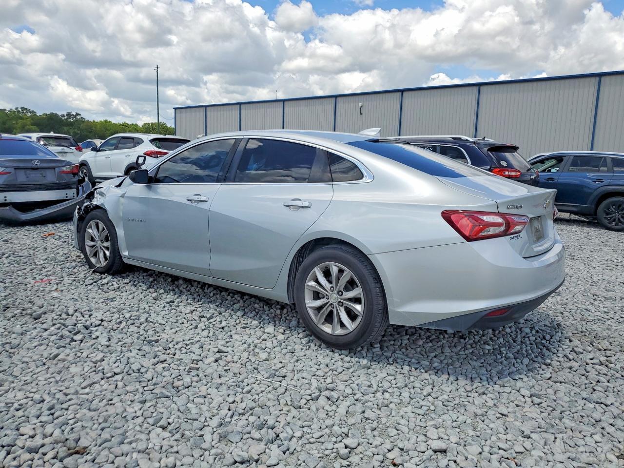 2019 Chevrolet Malibu Lt - Фото 2