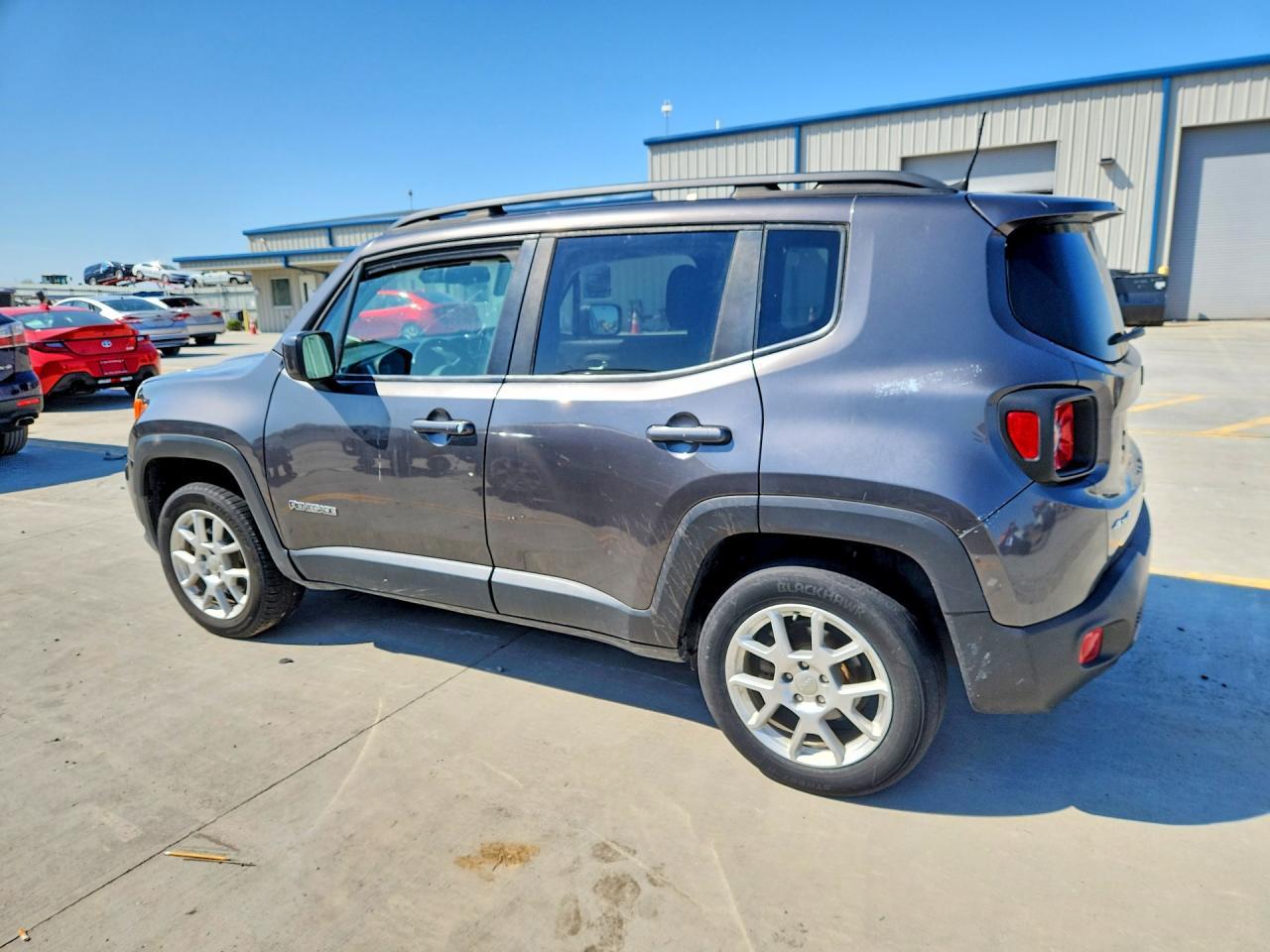 2019 Jeep Renegade Latitude - Фото 2