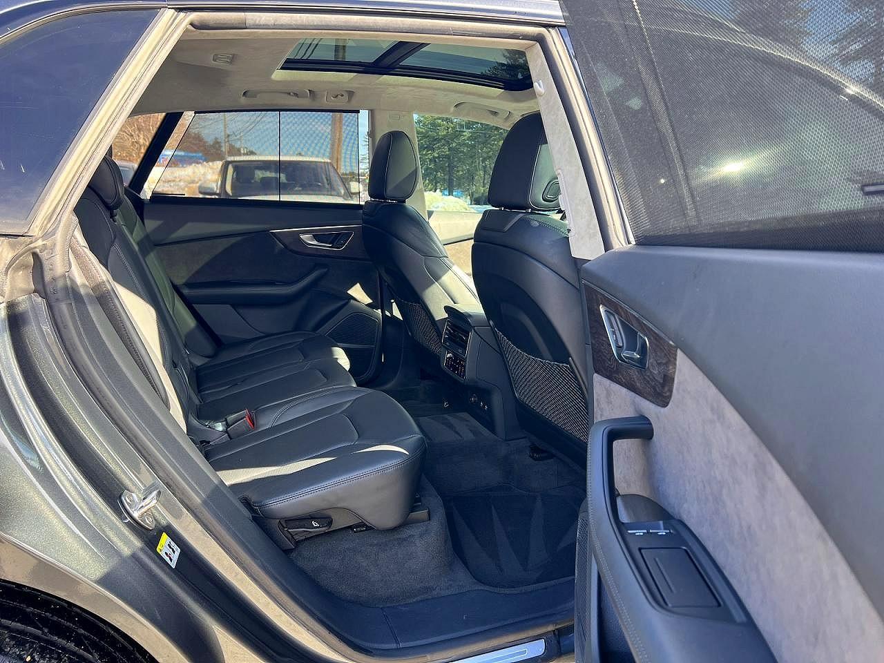 2019 Audi Q8 Prestige S-Line - Фото 6