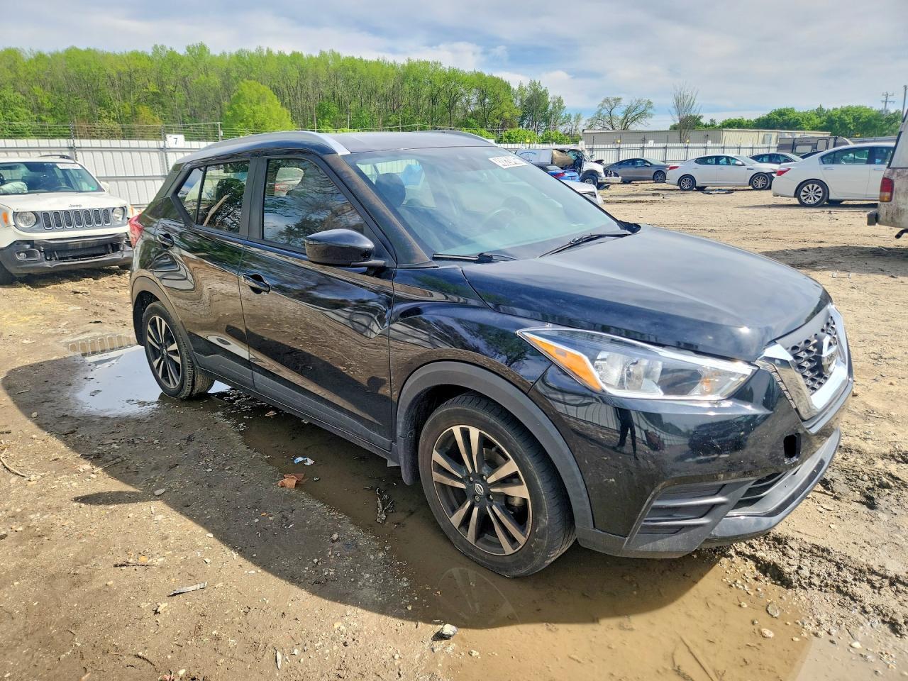2020 Nissan Kicks Sv - Image 4