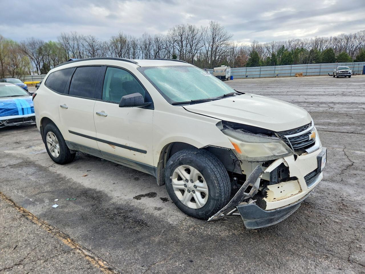 2014 Chevrolet Traverse Ls - Фото 4