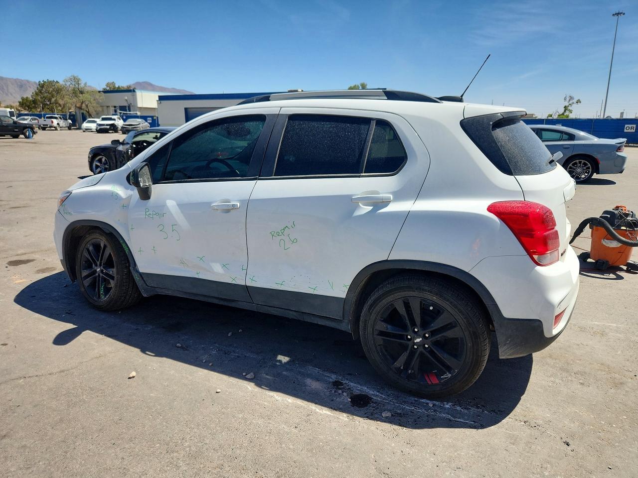 2021 Chevrolet Trax 1Lt - Image 2