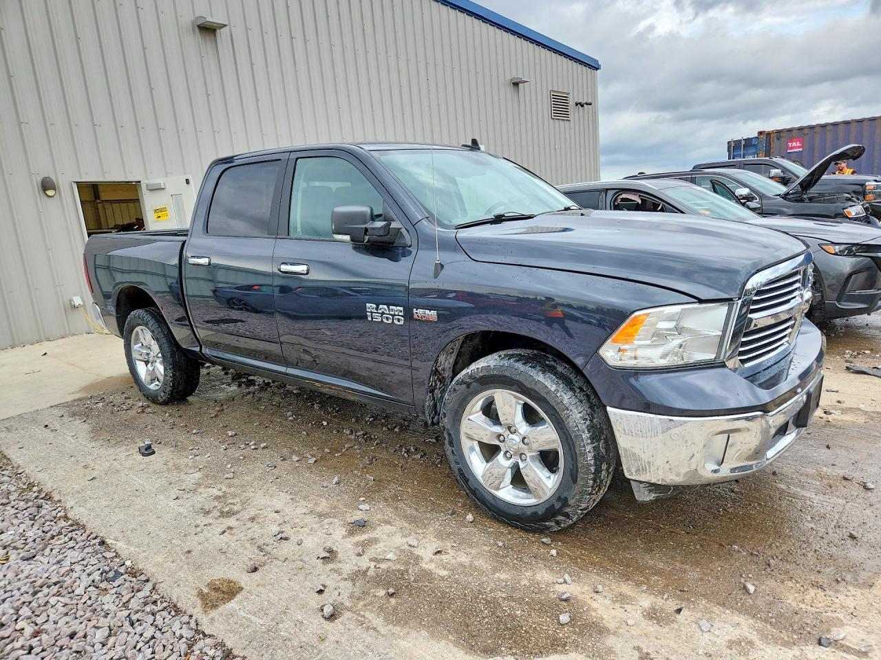 2017 Ram 1500 Slt - Image 4