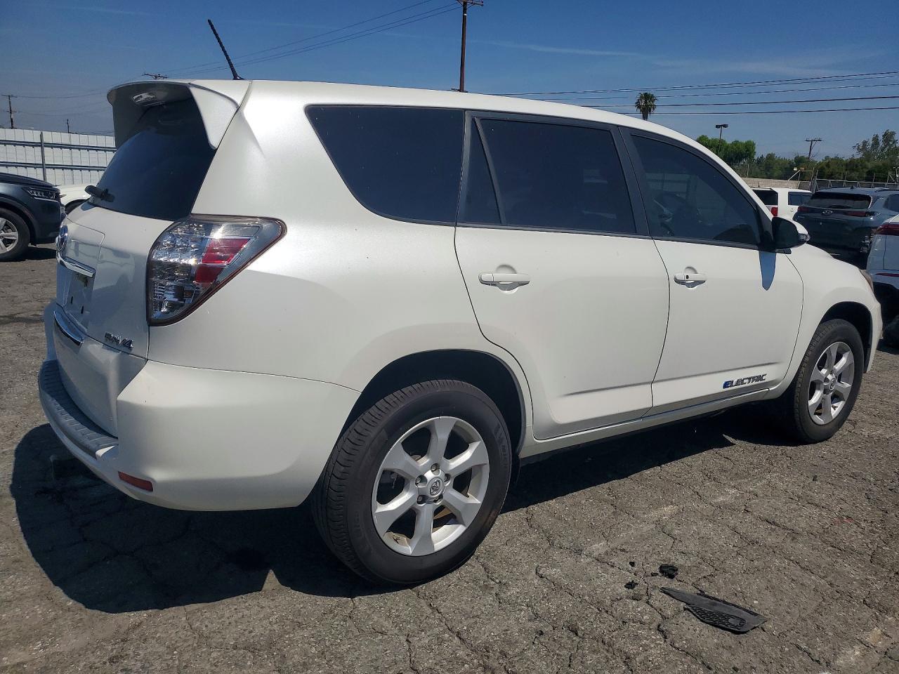 2014 Toyota Rav4 Ev Base - Фото 3