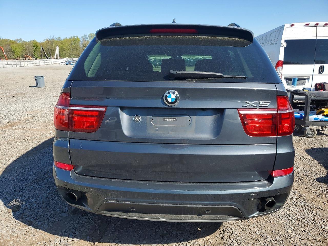 2013 BMW X5 xDrive35I - Image 6