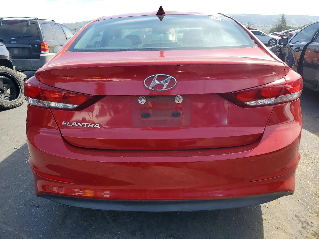 2018 Hyundai Elantra Sel - Image 6