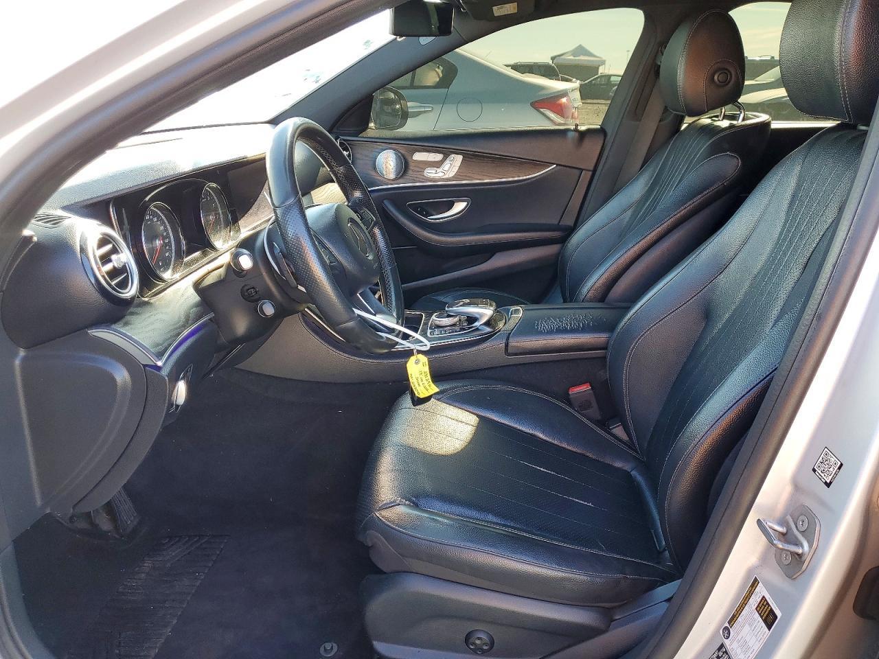 2017 Mercedes-Benz E 300 - Фото 7