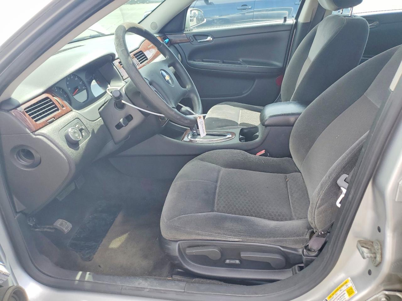2011 Chevrolet Impala Ls - Фото 7