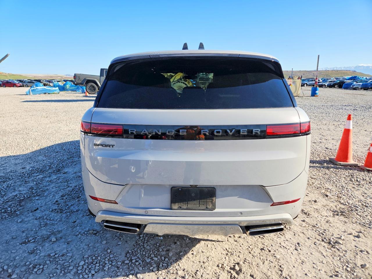 2025 Land Rover Range Rover Sport Dynamic Se - Image 6