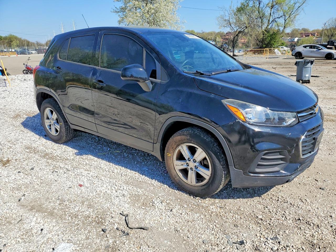 2017 Chevrolet Trax Ls - Image 4