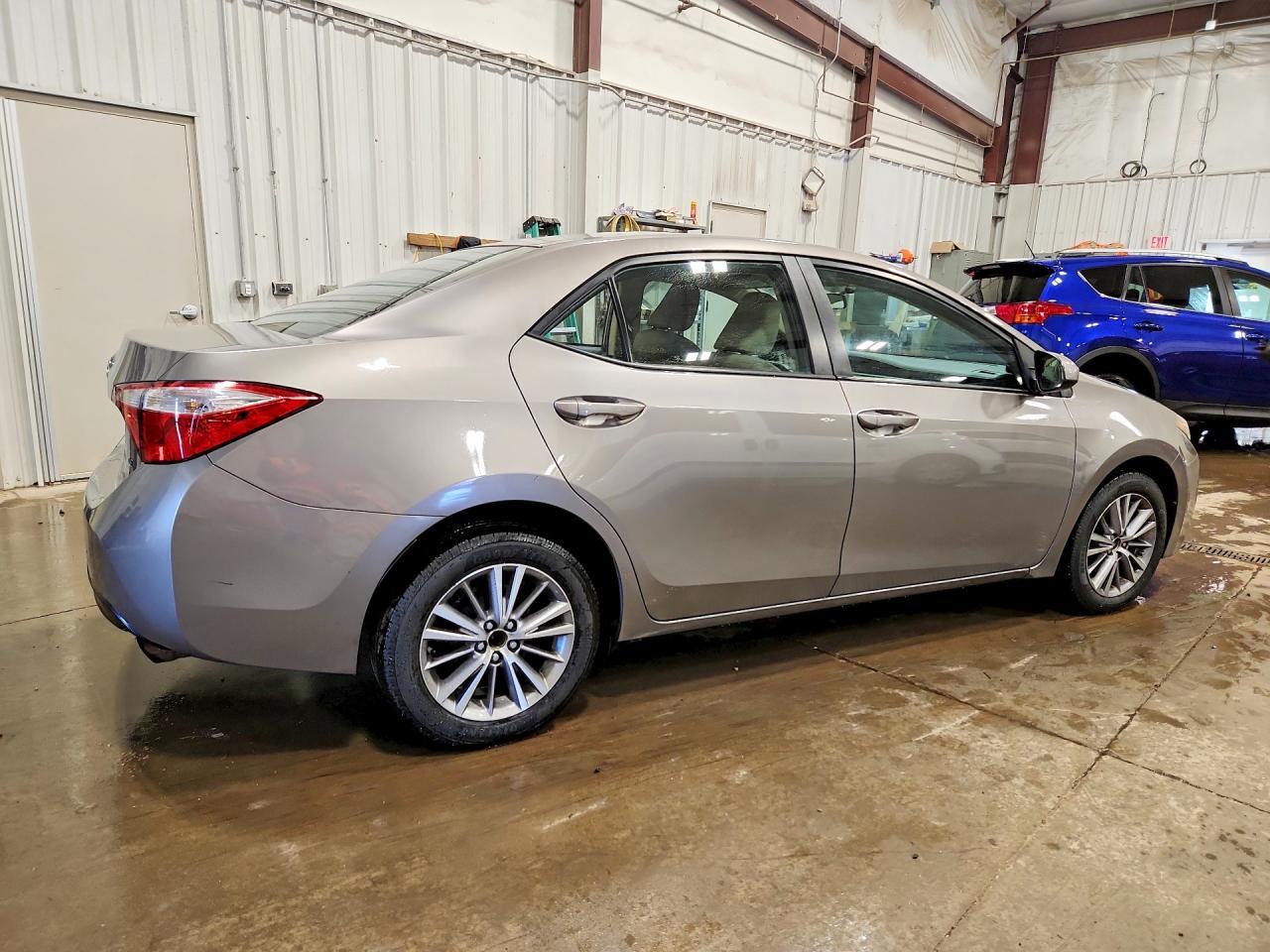2014 Toyota Corolla Le Plus - Фото 3