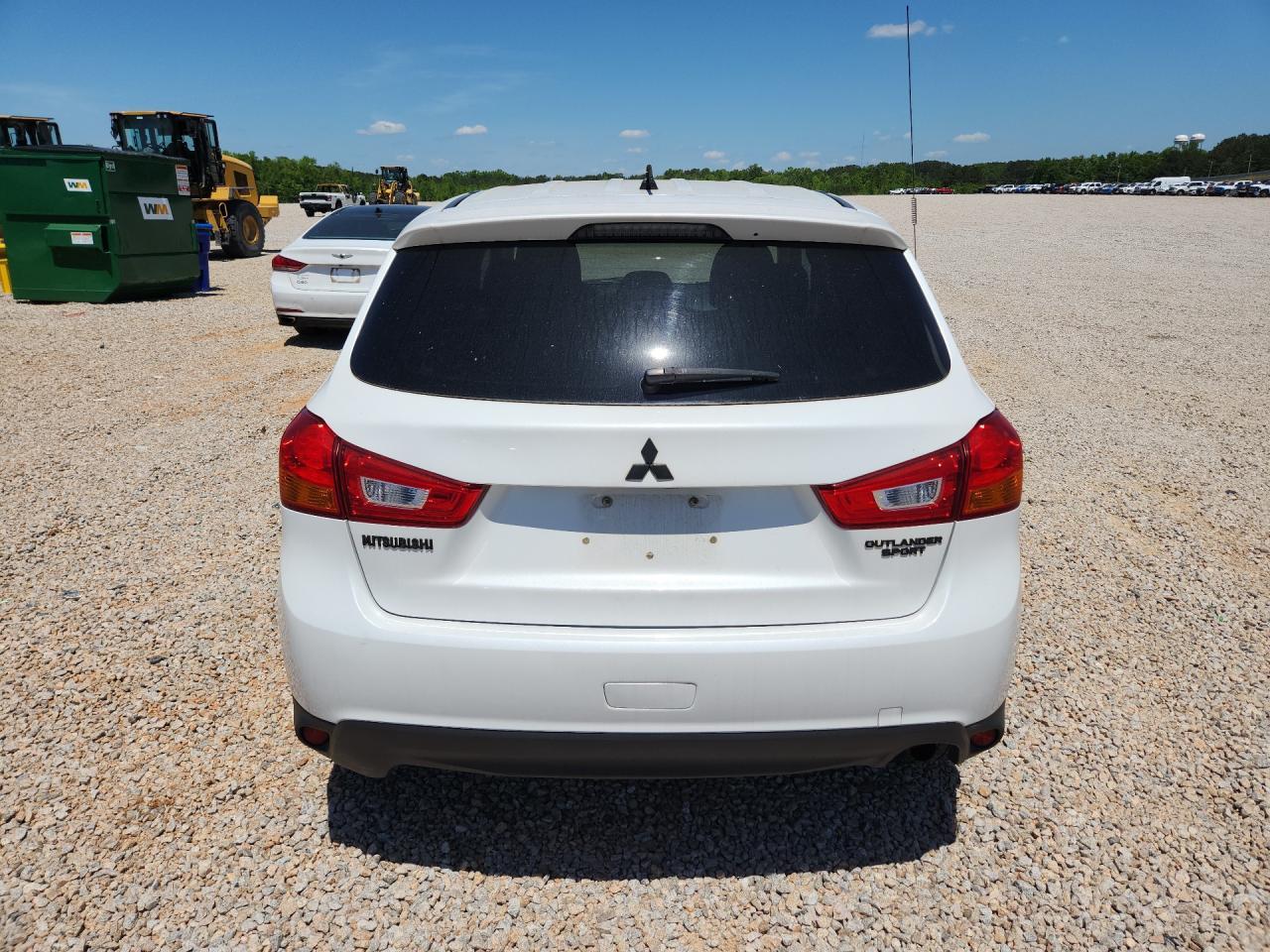 2013 Mitsubishi Outlander Sport Es - Image 6
