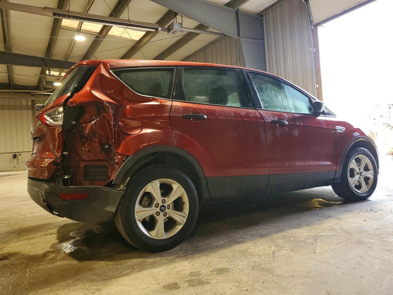 2016 Ford Escape S - Фото 3