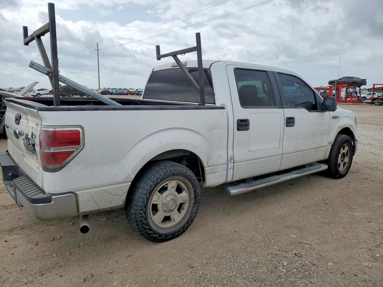 2010 Ford F150 Supercrew - Image 3