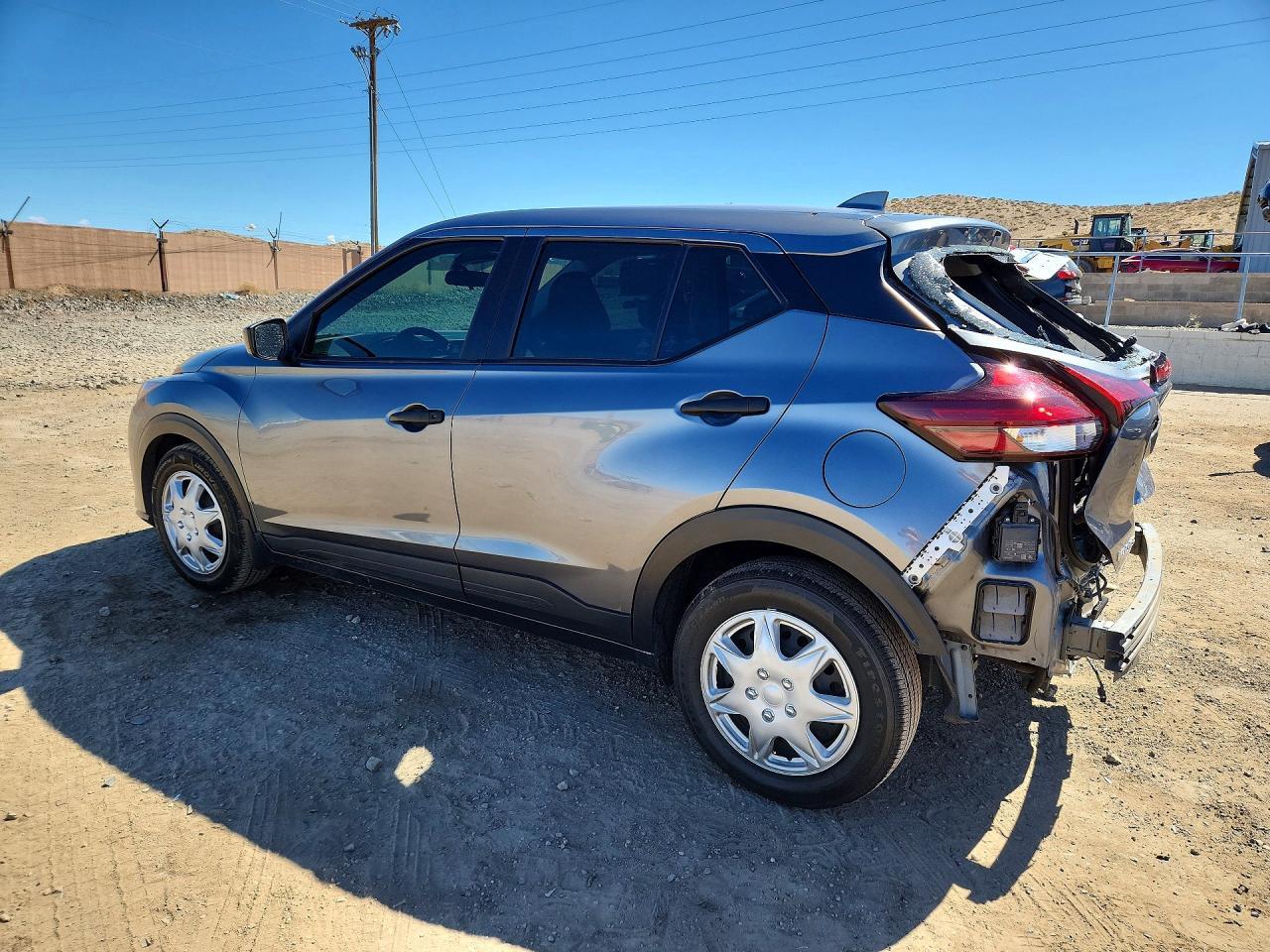 2024 Nissan Kicks S - Фото 2