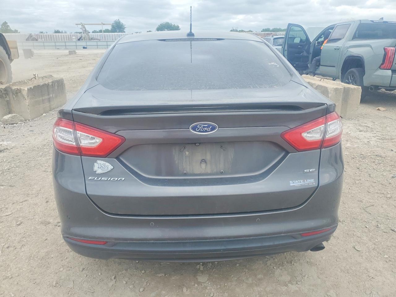 2016 Ford Fusion - Фото 6