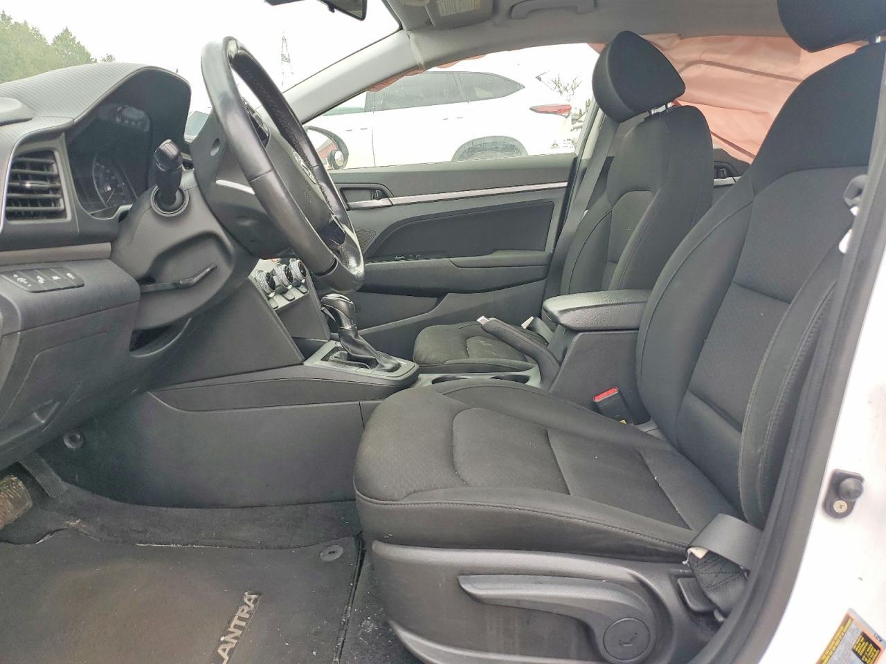 2020 Hyundai Elantra Sel - Фото 7