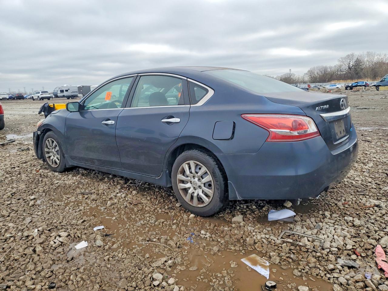 2013 Nissan Altima 2.5 - Image 2