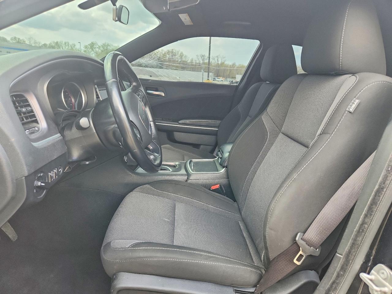 2022 Dodge Charger Sxt - Фото 7