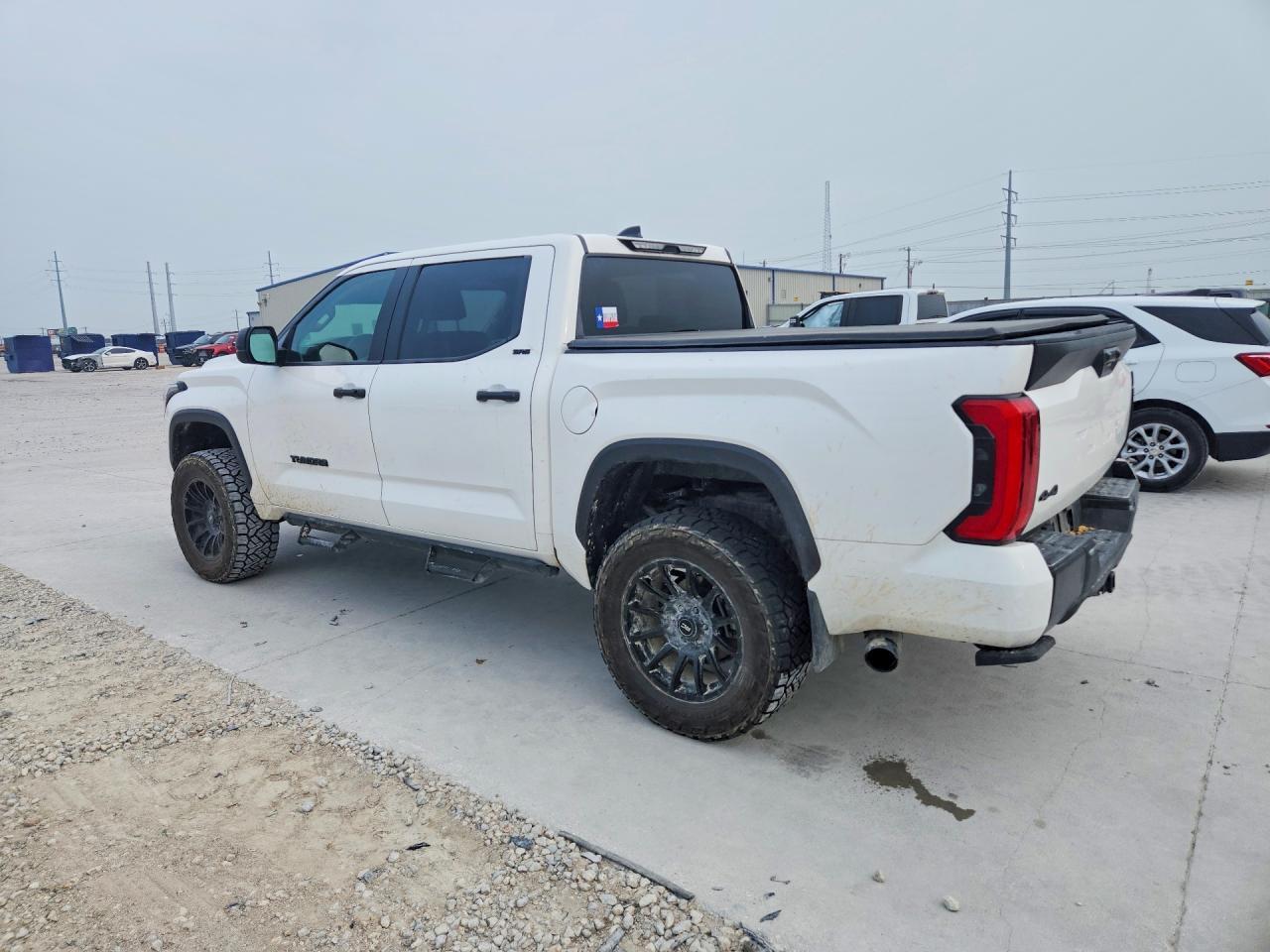 2024 Toyota Tundra Sr5 - Фото 2
