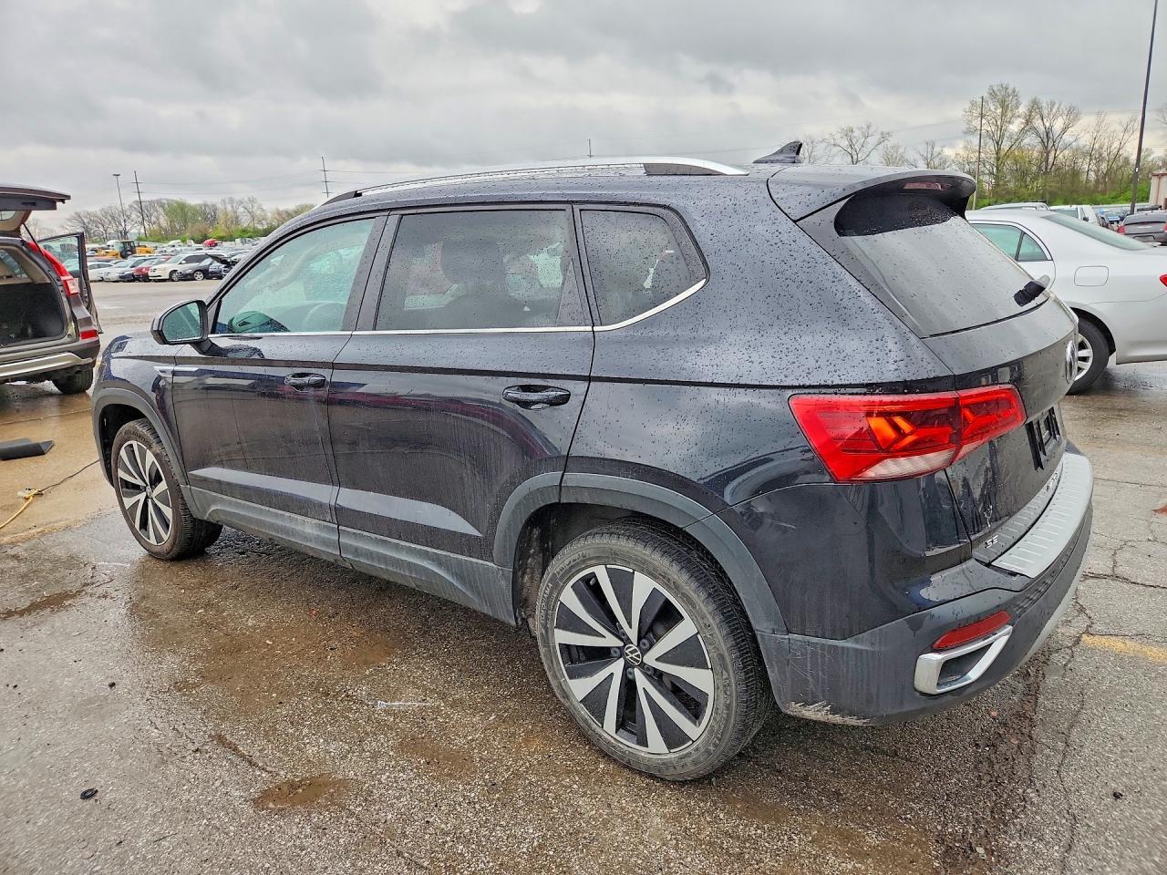2022 Volkswagen Taos Se Iq Drive - Фото 2