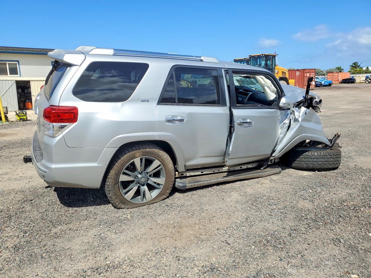 2011 Toyota 4Runner Sr5 - Фото 3