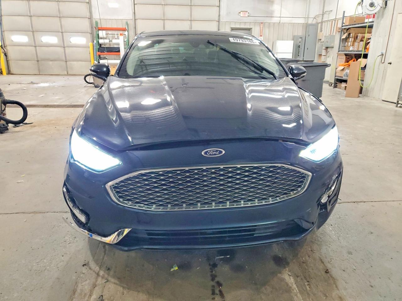 2020 Ford Fusion Titanium - Image 5